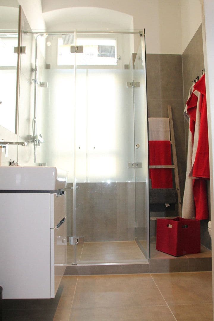 Pronájem bytu 2+1 53 m², Thomasiusstr. 8, Berlin, Berlín Pronájem bytu 2+1 53 m², Thomasiusstr. 8, Berlin, Berlín