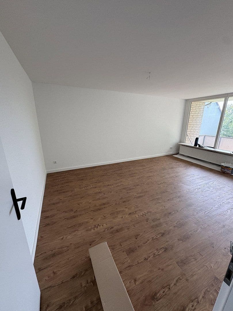 Pronájem bytu 2+1 66 m², Knappenweg 14, Ronnenberg, Dolní Sasko Pronájem bytu 2+1 66 m², Knappenweg 14, Ronnenberg, Dolní Sasko