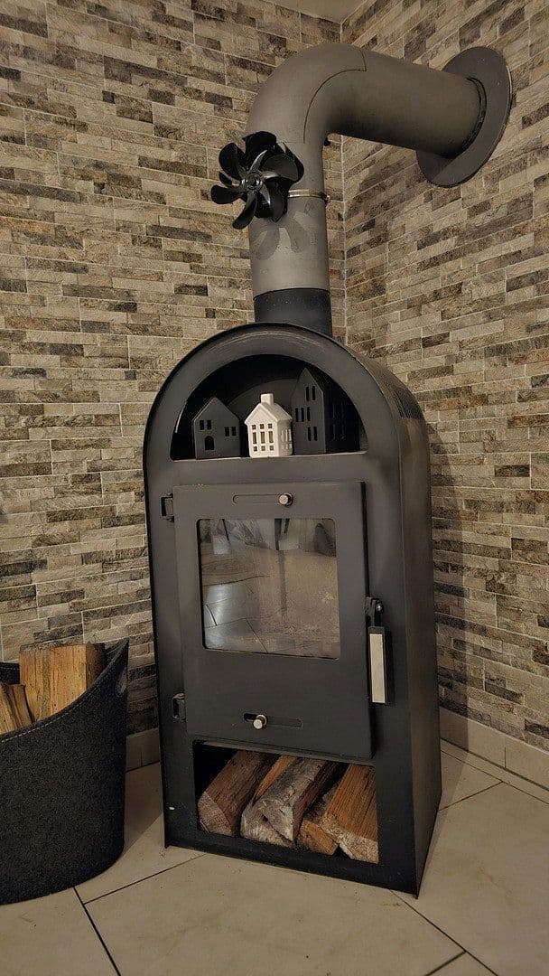 Prodej domu 160 m², pozemek 1.343 m², Brück, Braniborsko Prodej domu 160 m², pozemek 1.343 m², Brück, Braniborsko