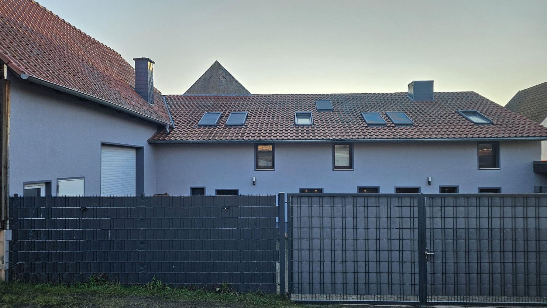 Prodej domu 160 m², pozemek 1.343 m², Brück, Braniborsko Prodej domu 160 m², pozemek 1.343 m², Brück, Braniborsko