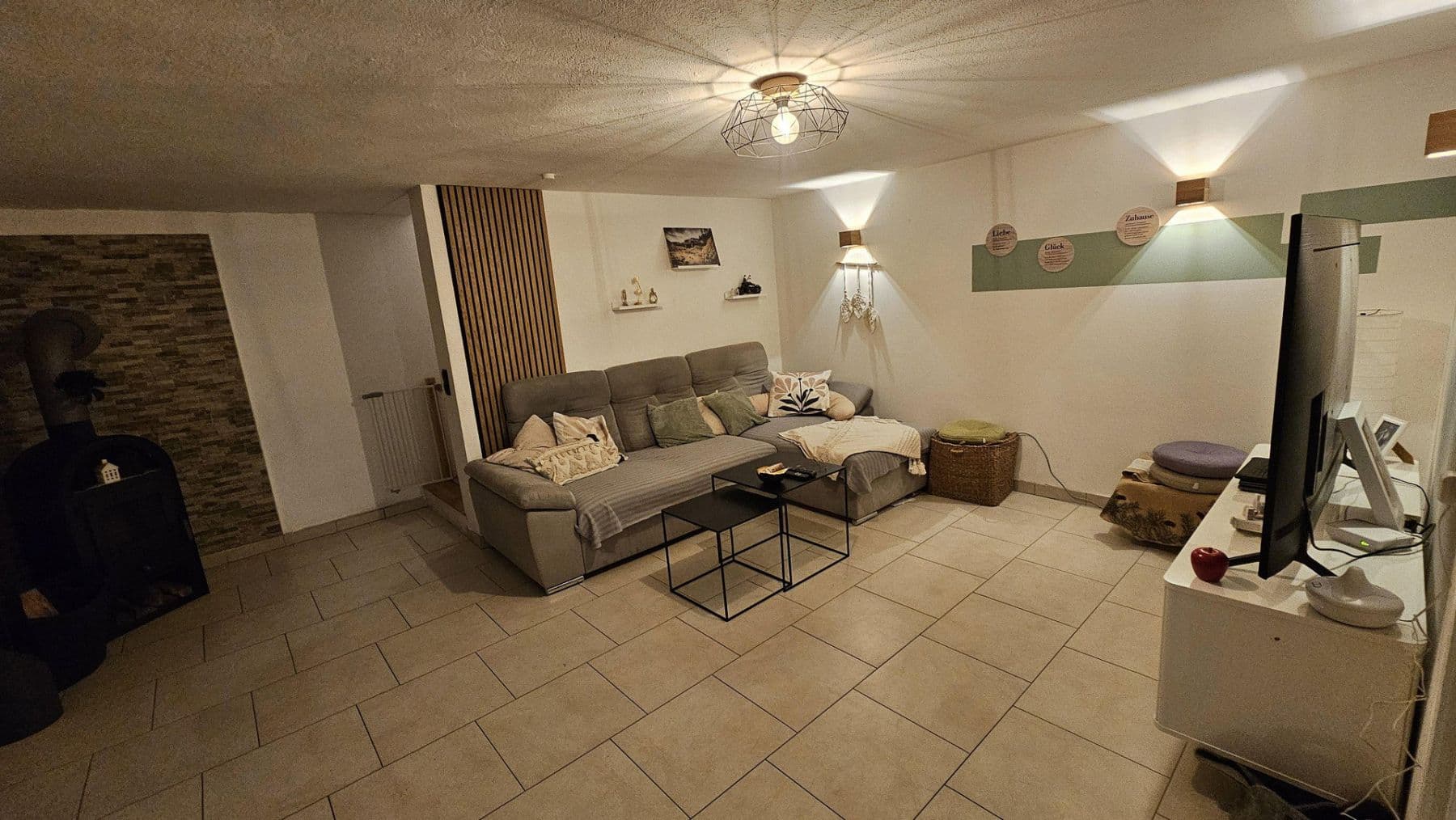 Prodej domu 160 m², pozemek 1.343 m², Brück, Braniborsko Prodej domu 160 m², pozemek 1.343 m², Brück, Braniborsko