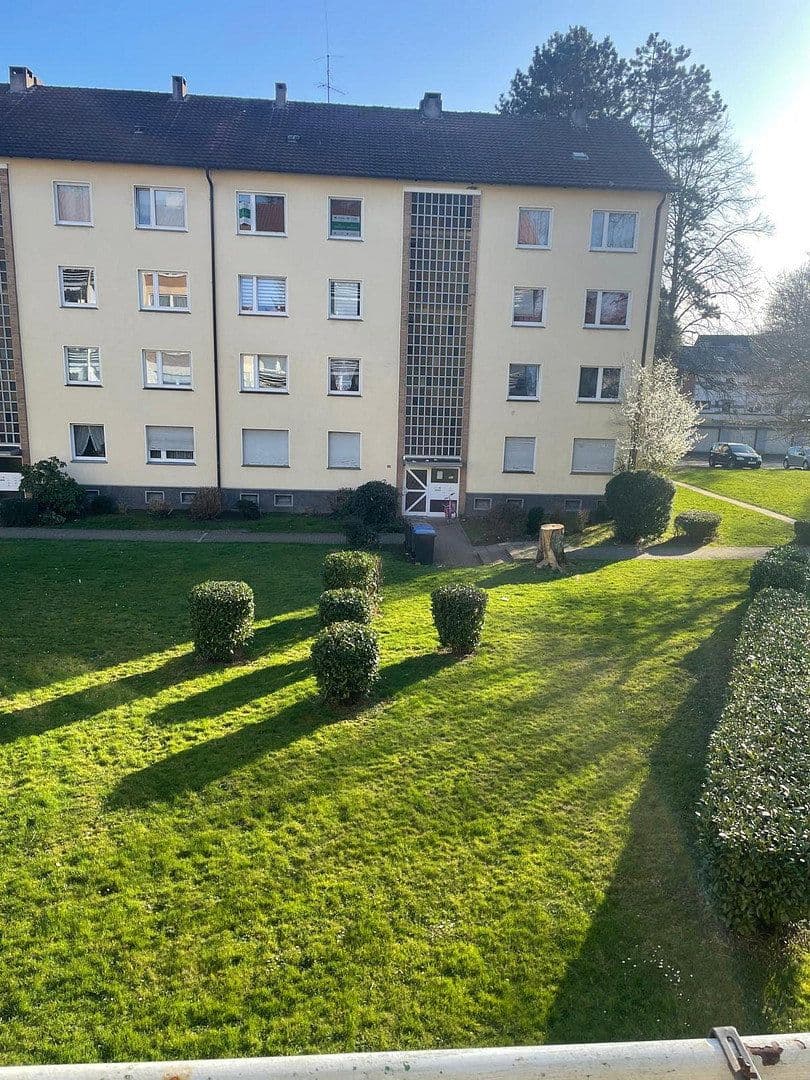 Pronájem bytu 3+kk 78 m², Rauendahlstraße 27, Hattingen, Severní Porýní-Vestfálsko Pronájem bytu 3+kk 78 m², Rauendahlstraße 27, Hattingen, Severní Porýní-Vestfálsko