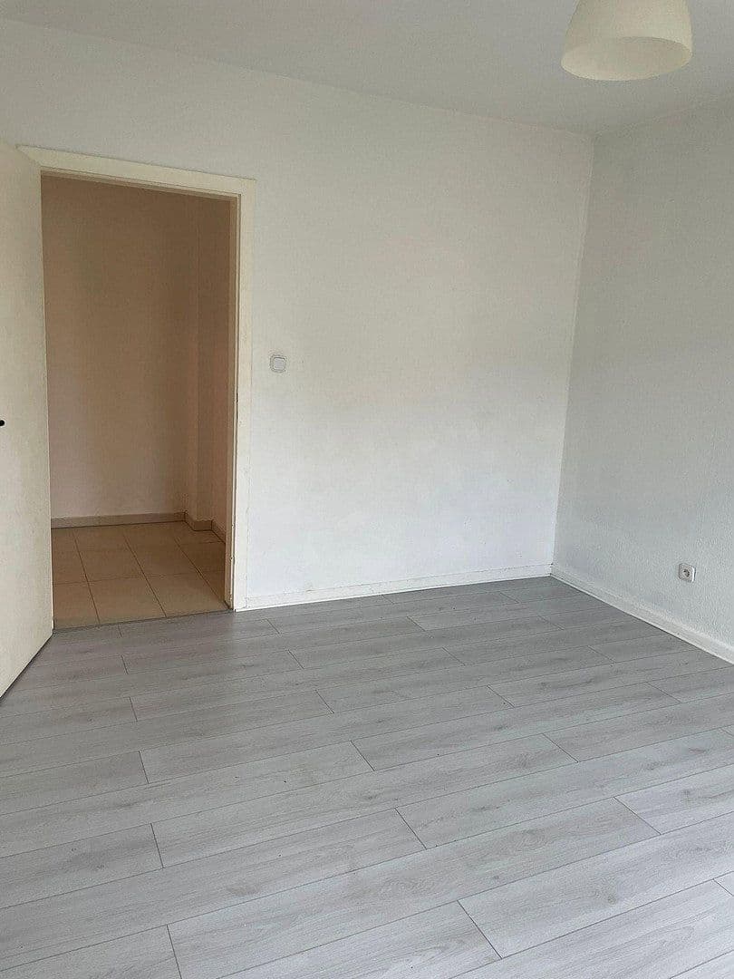 Pronájem bytu 3+kk 78 m², Rauendahlstraße 27, Hattingen, Severní Porýní-Vestfálsko Pronájem bytu 3+kk 78 m², Rauendahlstraße 27, Hattingen, Severní Porýní-Vestfálsko