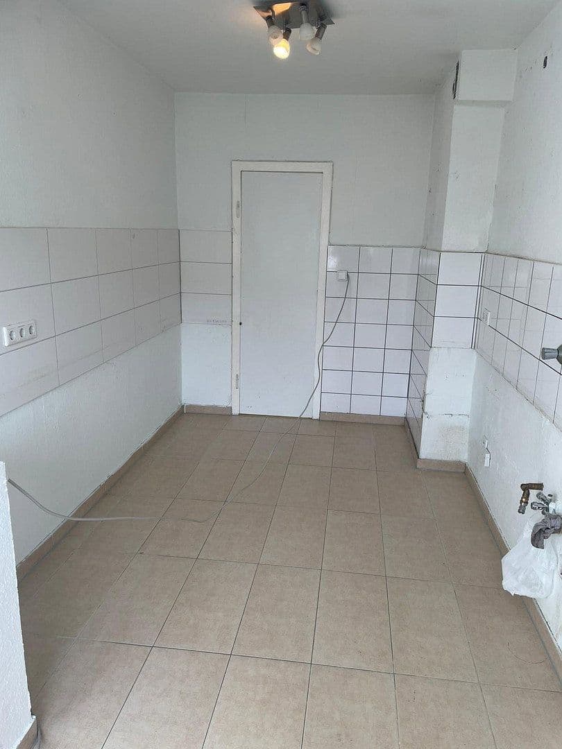 Pronájem bytu 3+kk 78 m², Rauendahlstraße 27, Hattingen, Severní Porýní-Vestfálsko Pronájem bytu 3+kk 78 m², Rauendahlstraße 27, Hattingen, Severní Porýní-Vestfálsko