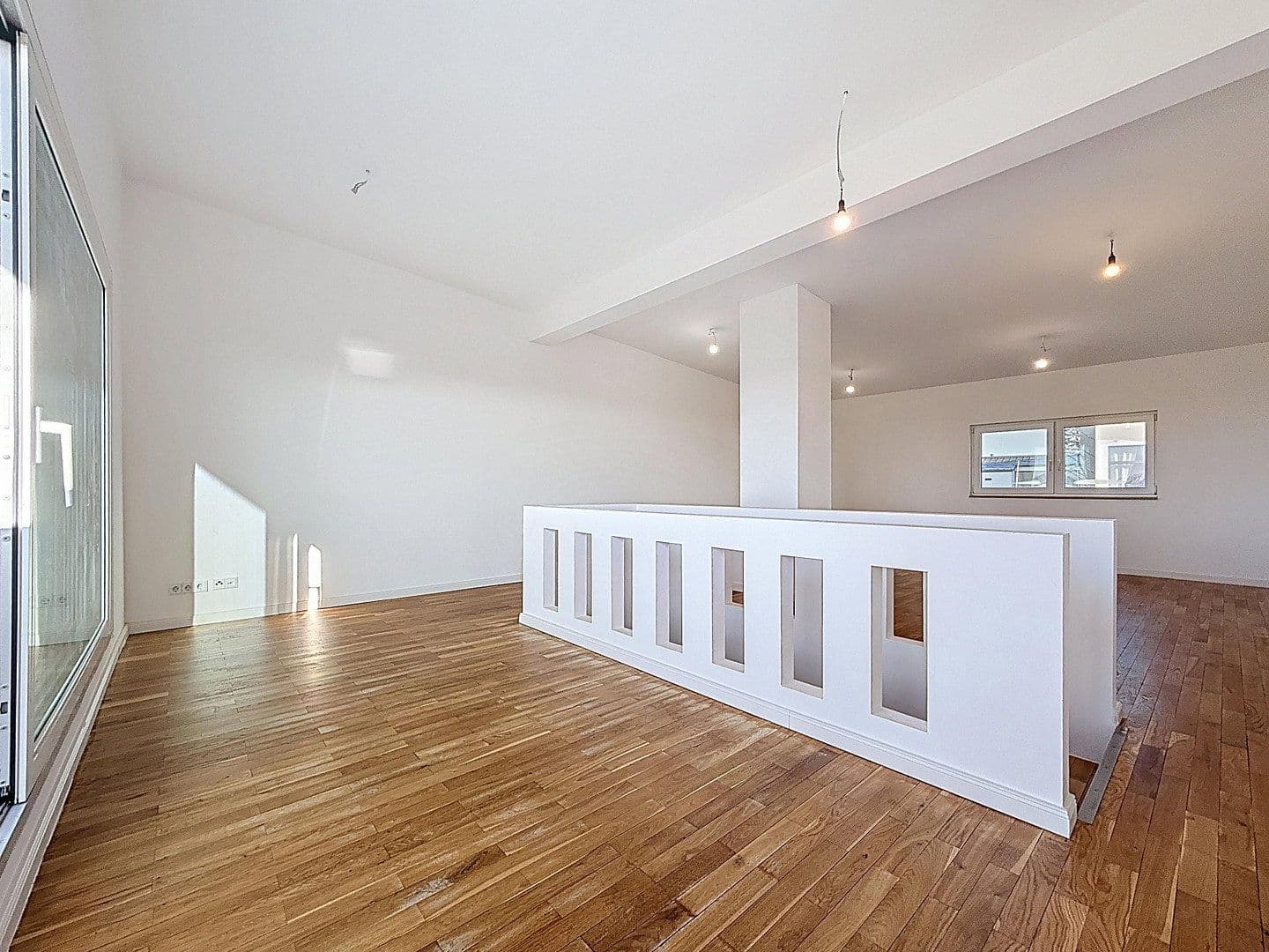 Prodej domu 172 m², pozemek 192 m², Victoriastraße 26, Berlin - Lichterfelde, Berlín Prodej domu 172 m², pozemek 192 m², Victoriastraße 26, Berlin - Lichterfelde, Berlín