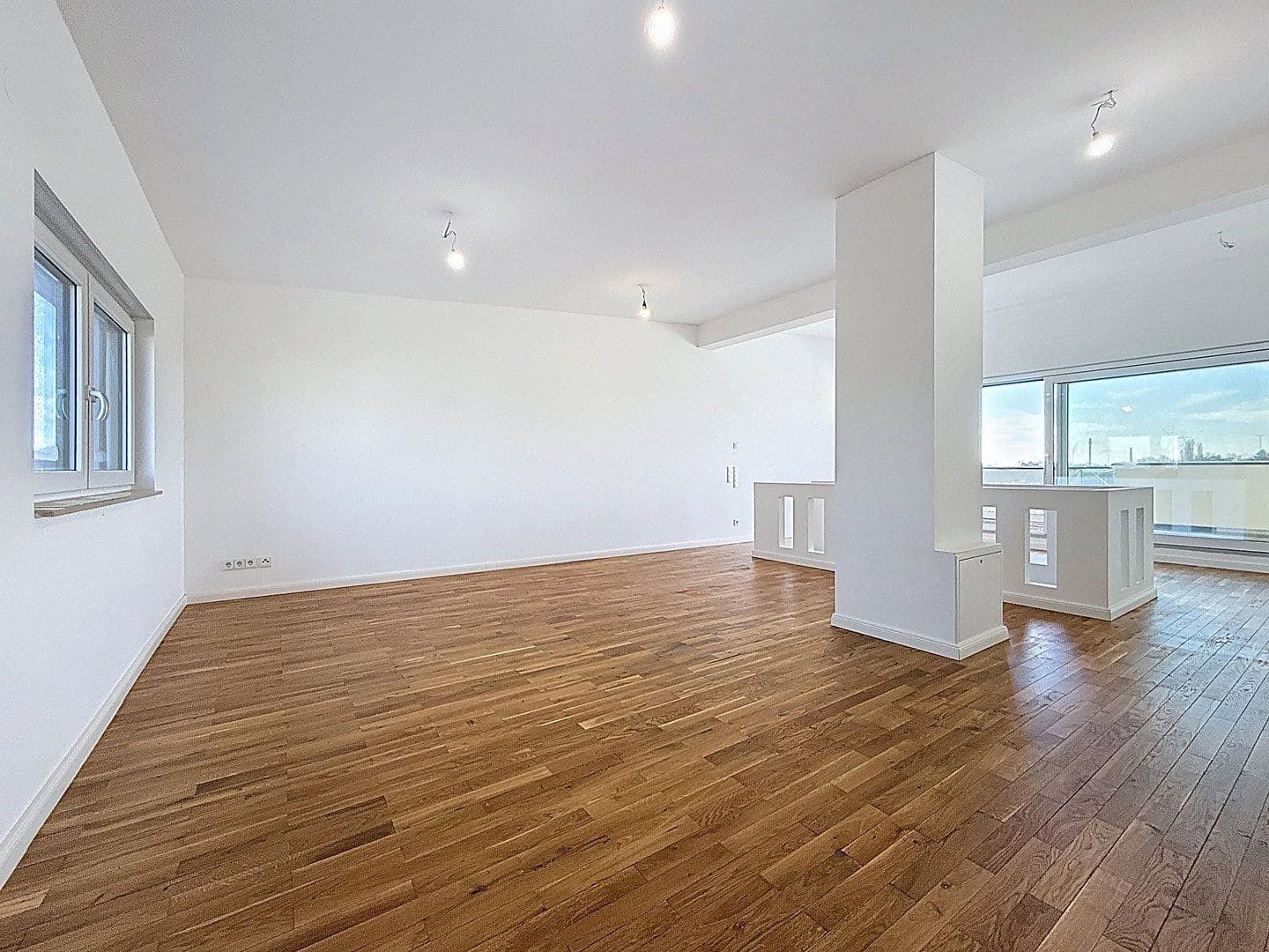 Prodej domu 172 m², pozemek 192 m², Victoriastraße 26, Berlin - Lichterfelde, Berlín Prodej domu 172 m², pozemek 192 m², Victoriastraße 26, Berlin - Lichterfelde, Berlín