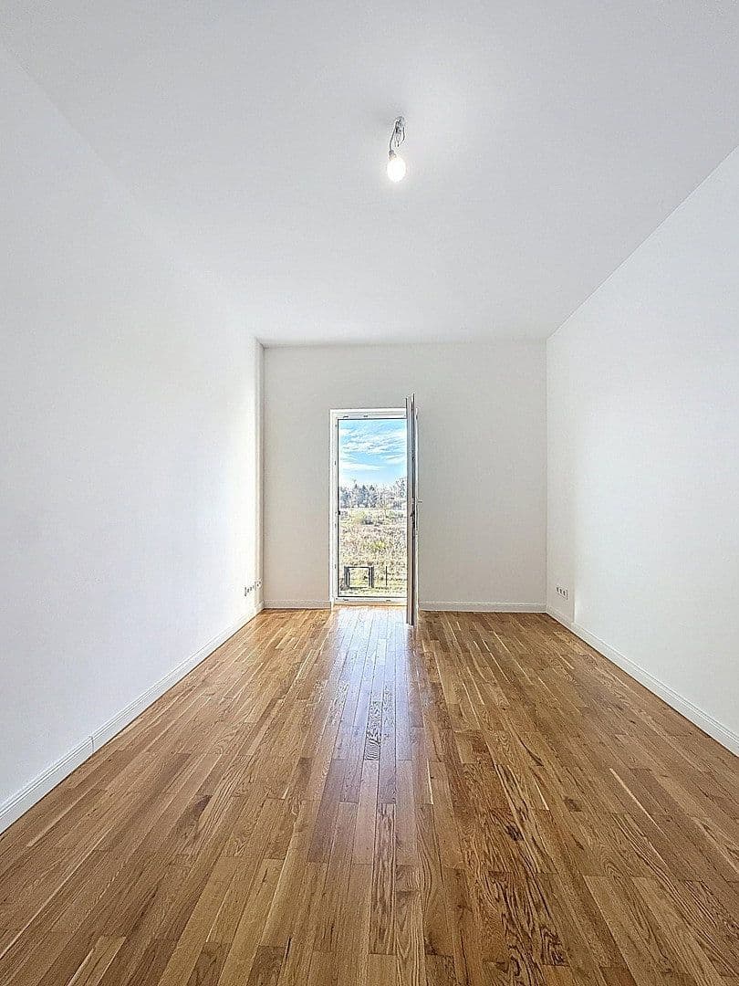 Prodej domu 172 m², pozemek 192 m², Victoriastraße 26, Berlin - Lichterfelde, Berlín Prodej domu 172 m², pozemek 192 m², Victoriastraße 26, Berlin - Lichterfelde, Berlín