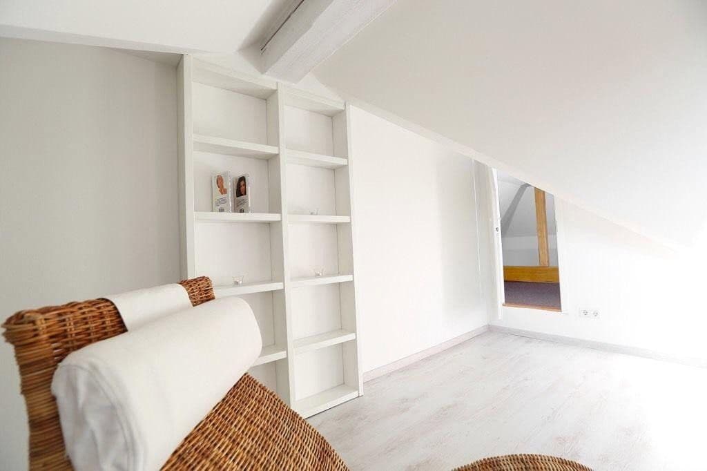 Pronájem bytu 3+1 100 m², Modersohn-Becker-Ring 6, Wolfsburg, Dolní Sasko Pronájem bytu 3+1 100 m², Modersohn-Becker-Ring 6, Wolfsburg, Dolní Sasko