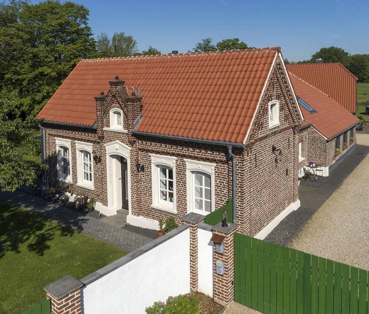 Prodej domu 150 m², pozemek 1.320 m², Sonsbeck, Severní Porýní-Vestfálsko Prodej domu 150 m², pozemek 1.320 m², Sonsbeck, Severní Porýní-Vestfálsko