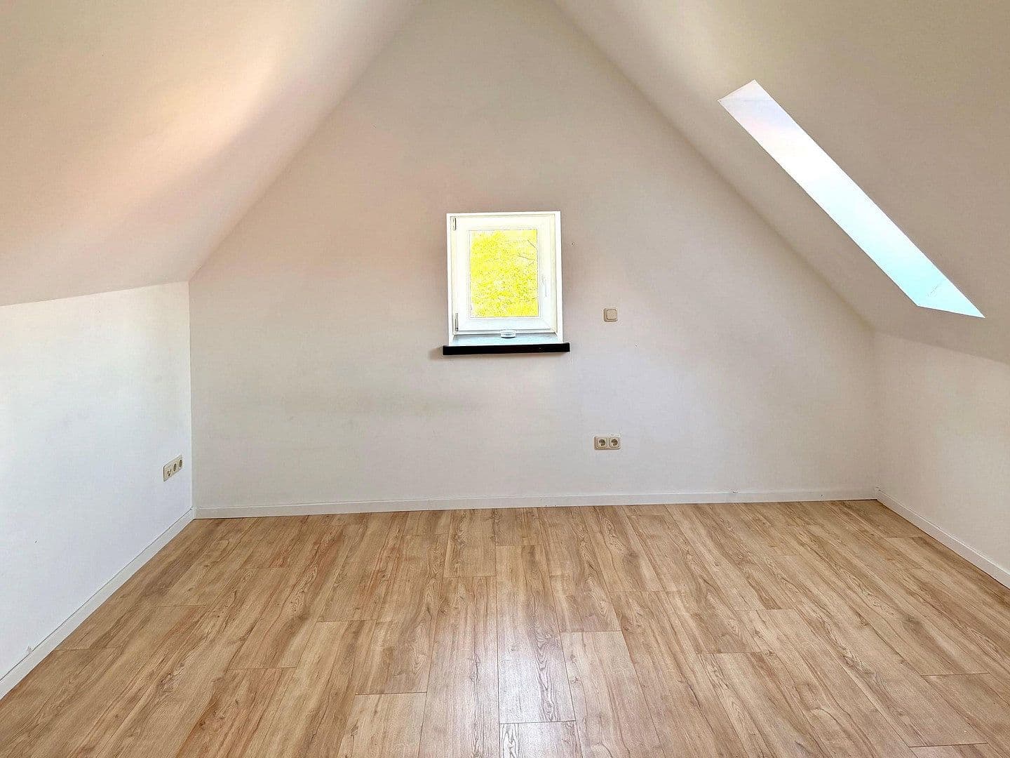 Prodej domu 150 m², pozemek 1.320 m², Sonsbeck, Severní Porýní-Vestfálsko Prodej domu 150 m², pozemek 1.320 m², Sonsbeck, Severní Porýní-Vestfálsko