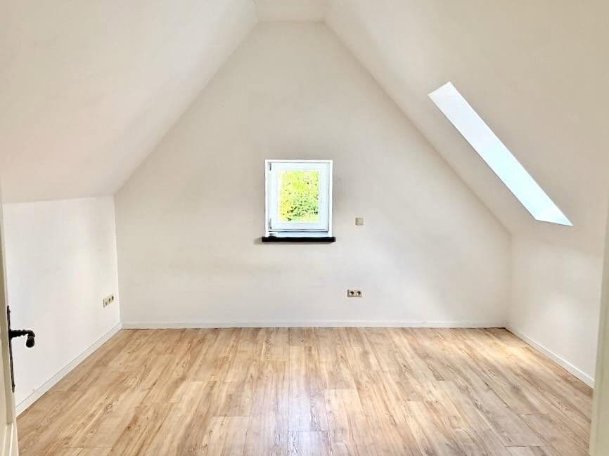 Prodej domu 150 m², pozemek 1.320 m², Sonsbeck, Severní Porýní-Vestfálsko Prodej domu 150 m², pozemek 1.320 m², Sonsbeck, Severní Porýní-Vestfálsko