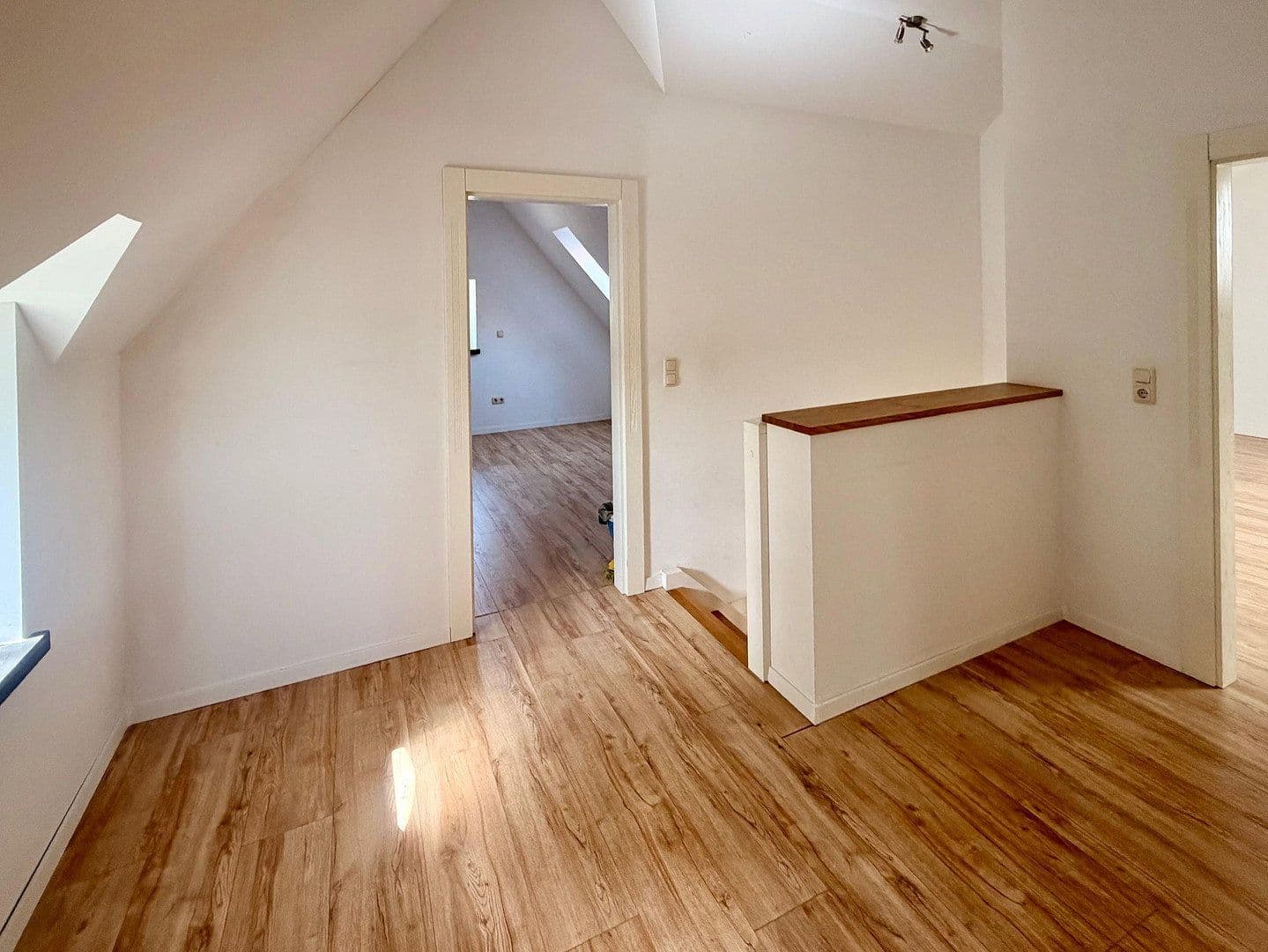 Prodej domu 150 m², pozemek 1.320 m², Sonsbeck, Severní Porýní-Vestfálsko Prodej domu 150 m², pozemek 1.320 m², Sonsbeck, Severní Porýní-Vestfálsko