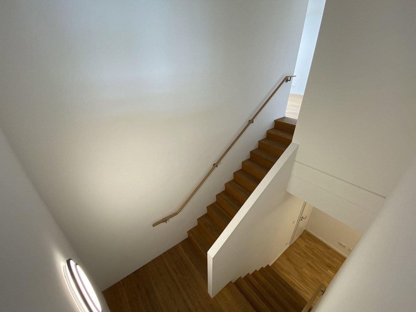 Prodej domu 105 m², pozemek 78 m², München, Bavorsko Prodej domu 105 m², pozemek 78 m², München, Bavorsko