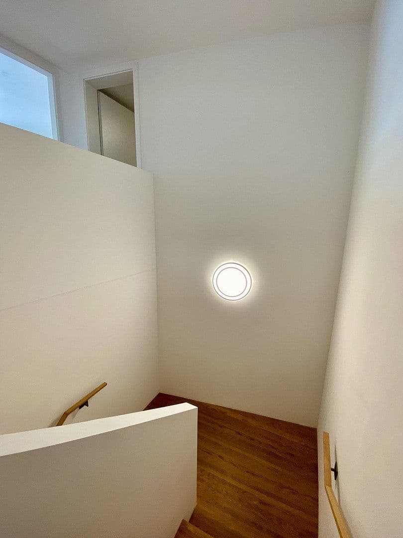 Prodej domu 105 m², pozemek 78 m², München, Bavorsko Prodej domu 105 m², pozemek 78 m², München, Bavorsko