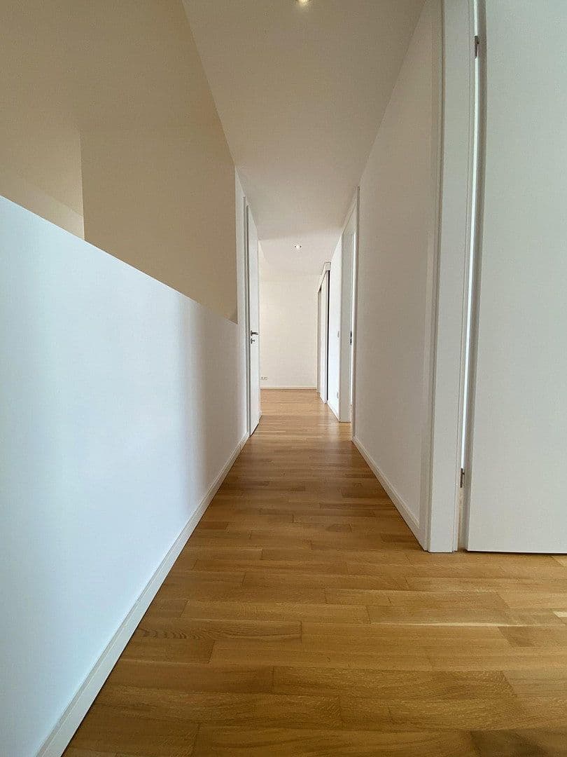 Prodej domu 105 m², pozemek 78 m², München, Bavorsko Prodej domu 105 m², pozemek 78 m², München, Bavorsko
