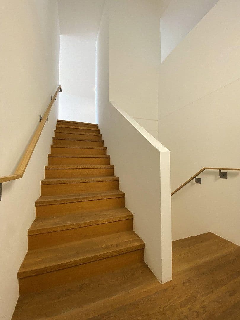 Prodej domu 105 m², pozemek 78 m², München, Bavorsko Prodej domu 105 m², pozemek 78 m², München, Bavorsko