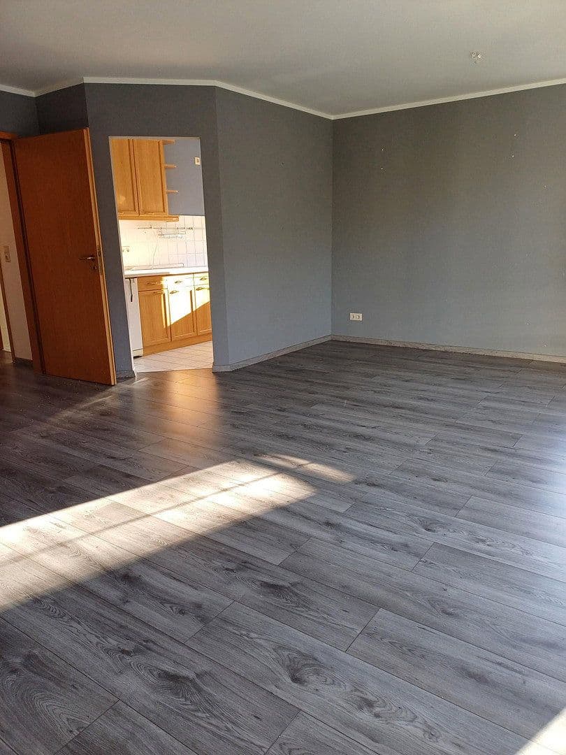 Pronájem bytu 2+1 62 m², Karl-Marx-Str. 33, Schulzendorf, Braniborsko Pronájem bytu 2+1 62 m², Karl-Marx-Str. 33, Schulzendorf, Braniborsko