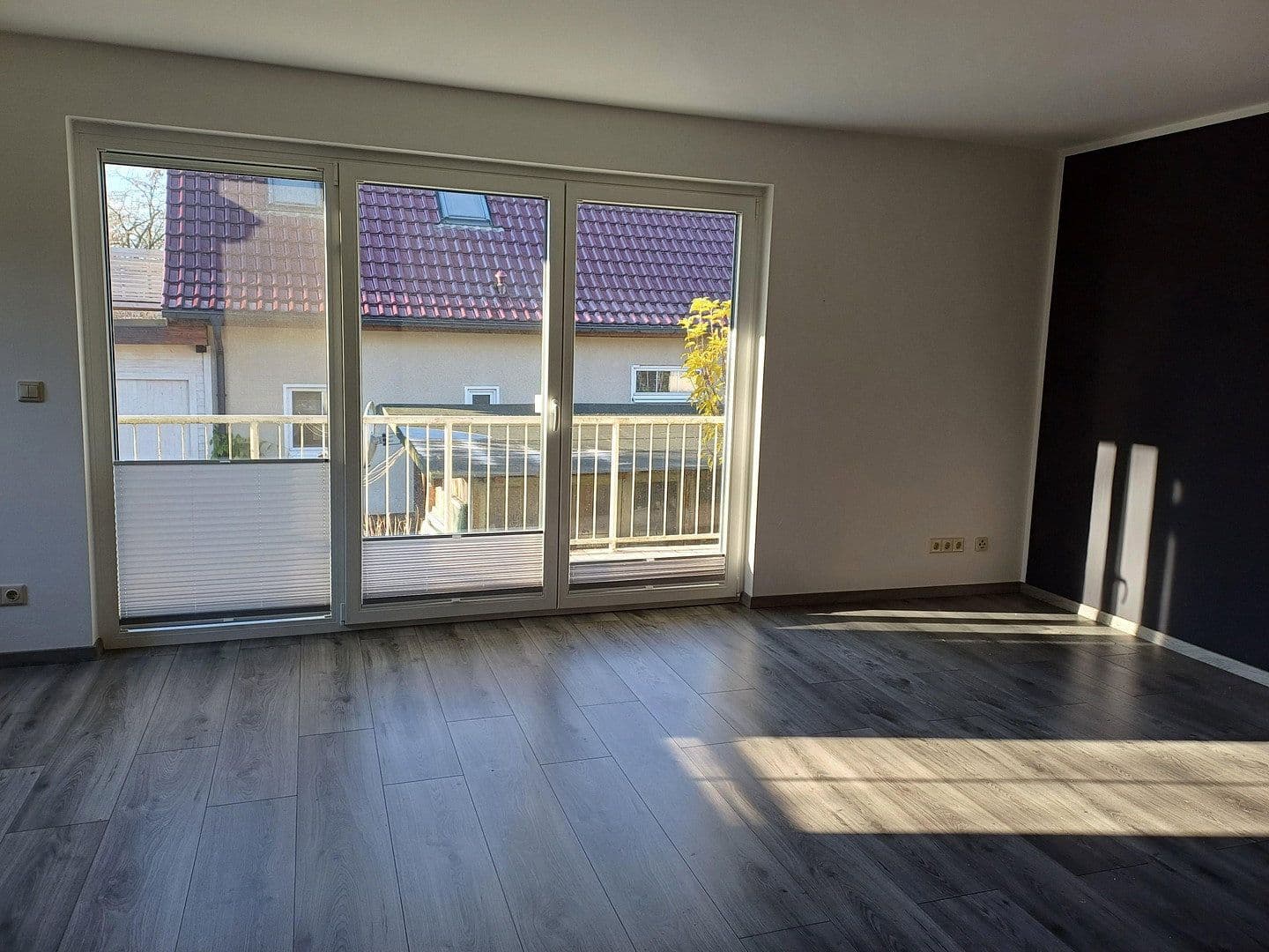 Pronájem bytu 2+1 62 m², Karl-Marx-Str. 33, Schulzendorf, Braniborsko Pronájem bytu 2+1 62 m², Karl-Marx-Str. 33, Schulzendorf, Braniborsko