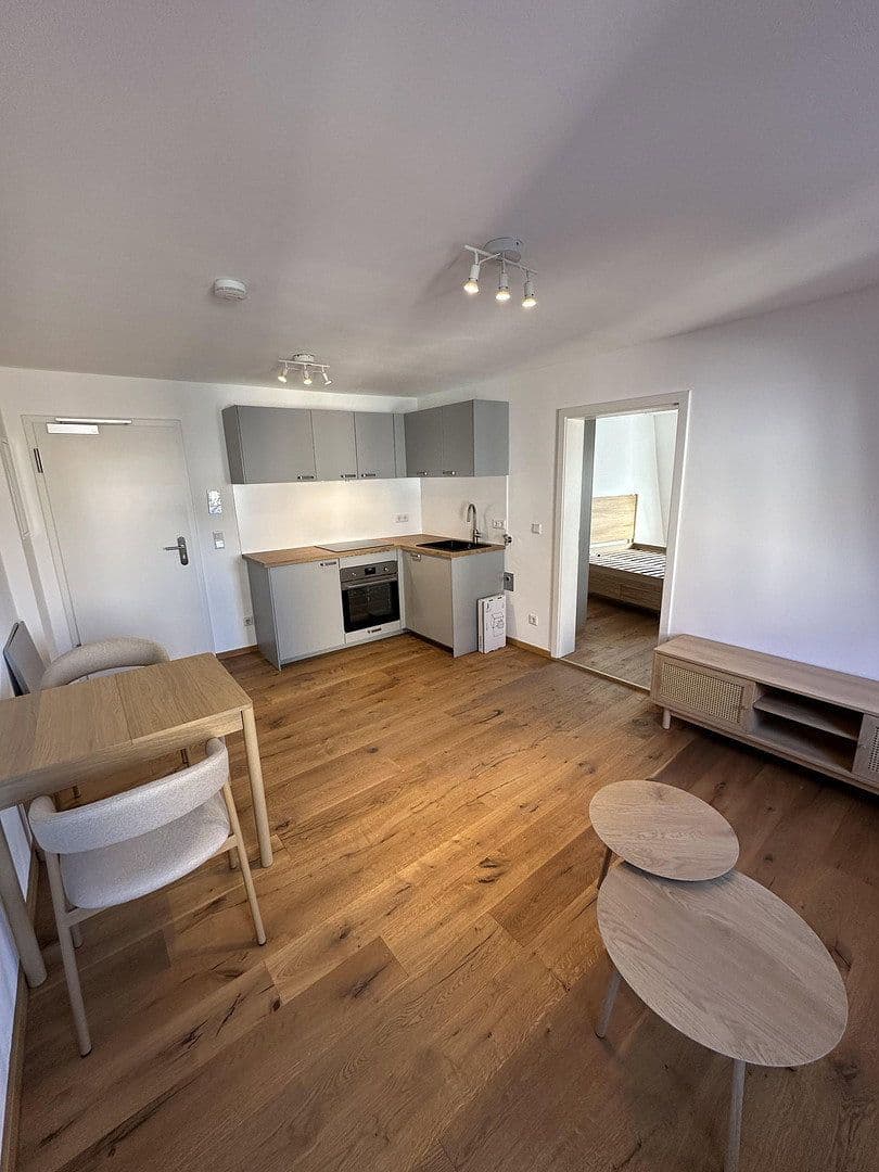 Pronájem bytu 2+1 33 m², Kaiserstr. 162, Fürth, Bavorsko Pronájem bytu 2+1 33 m², Kaiserstr. 162, Fürth, Bavorsko