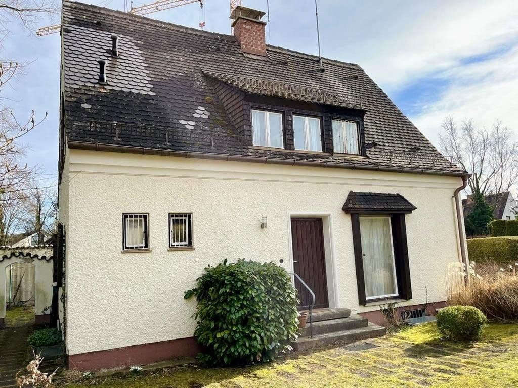 Prodej domu 95 m², pozemek 730 m², Gauting, Bavorsko Prodej domu 95 m², pozemek 730 m², Gauting, Bavorsko