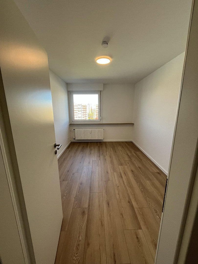Prodej bytu 3+1 87 m², Strietweg 3, Pforzheim, Bádensko-Württembersko Prodej bytu 3+1 87 m², Strietweg 3, Pforzheim, Bádensko-Württembersko