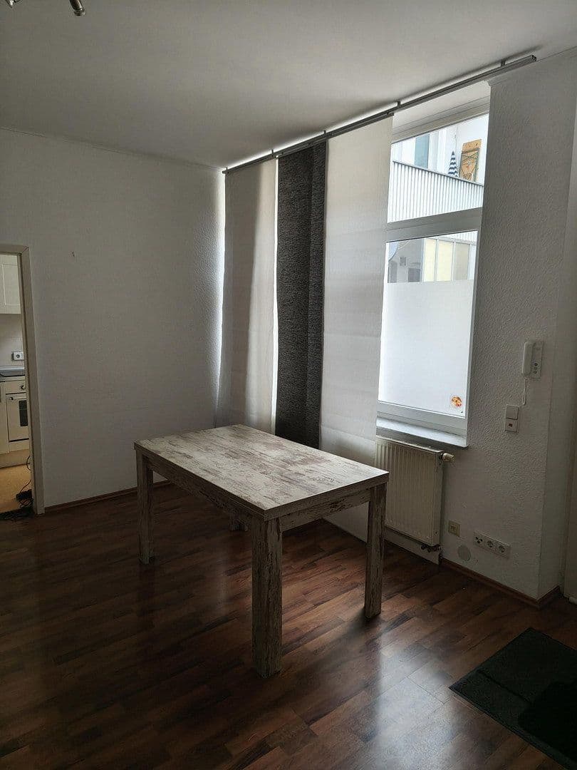 Prodej bytu 2+1 42 m², Stuttgart, Bádensko-Württembersko Prodej bytu 2+1 42 m², Stuttgart, Bádensko-Württembersko
