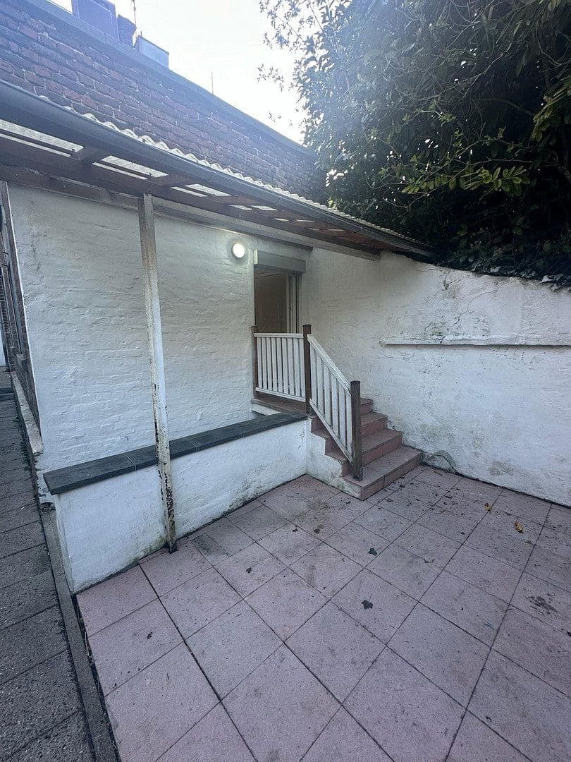 Pronájem bytu 3+1 72 m², Adalbertsteinweg 205, Cáchy, Severní Porýní-Vestfálsko Pronájem bytu 3+1 72 m², Adalbertsteinweg 205, Cáchy, Severní Porýní-Vestfálsko