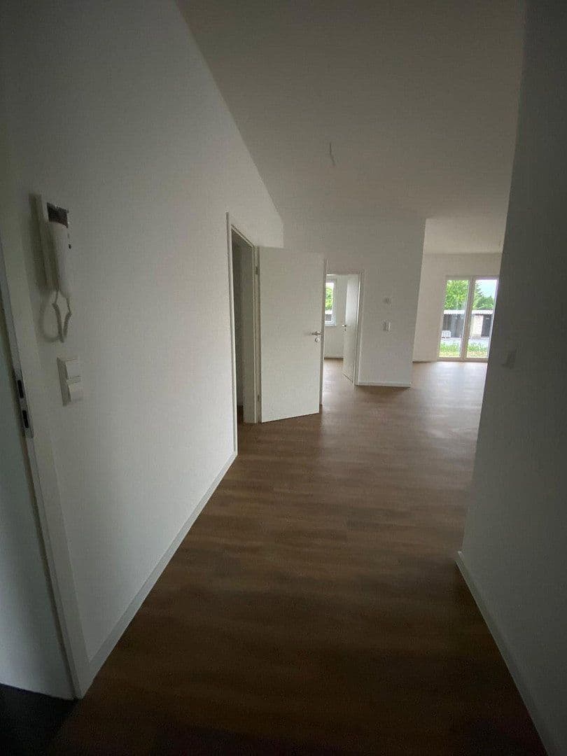 Pronájem bytu 2+1 79 m², Verbindungsweg 3, Velten, Braniborsko Pronájem bytu 2+1 79 m², Verbindungsweg 3, Velten, Braniborsko