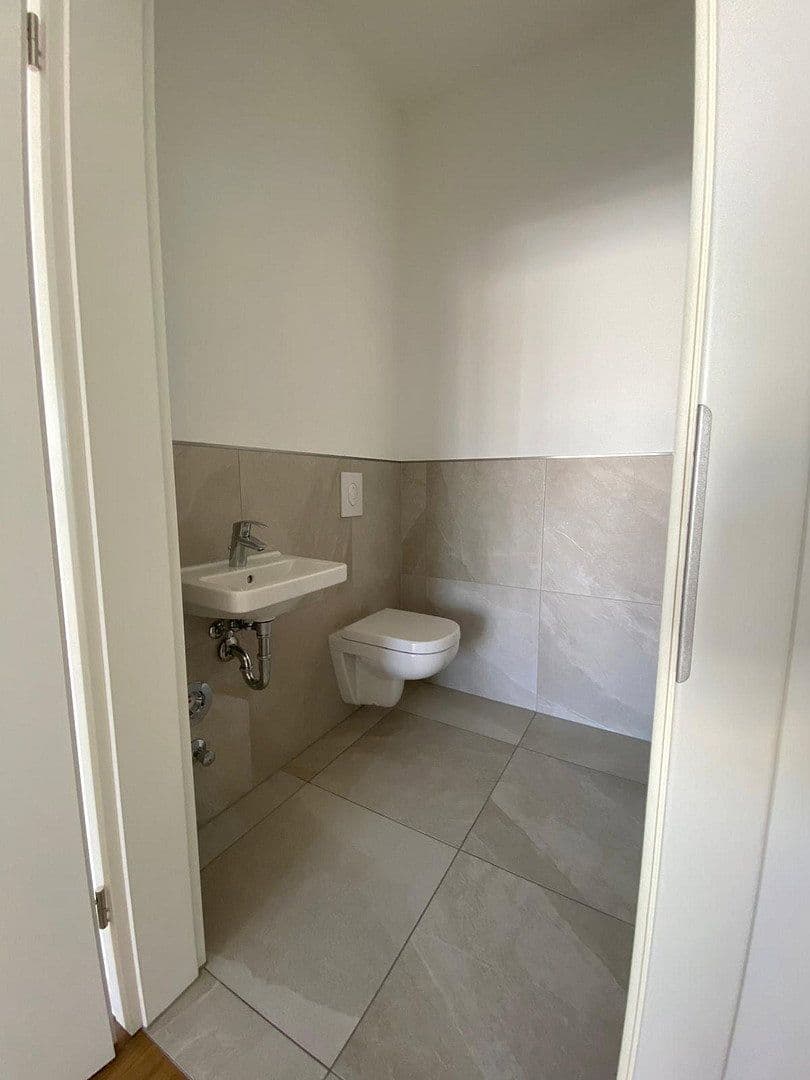 Pronájem bytu 2+1 79 m², Verbindungsweg 3, Velten, Braniborsko Pronájem bytu 2+1 79 m², Verbindungsweg 3, Velten, Braniborsko