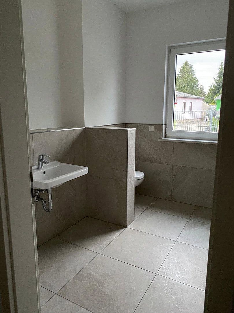 Pronájem bytu 2+1 79 m², Verbindungsweg 3, Velten, Braniborsko Pronájem bytu 2+1 79 m², Verbindungsweg 3, Velten, Braniborsko