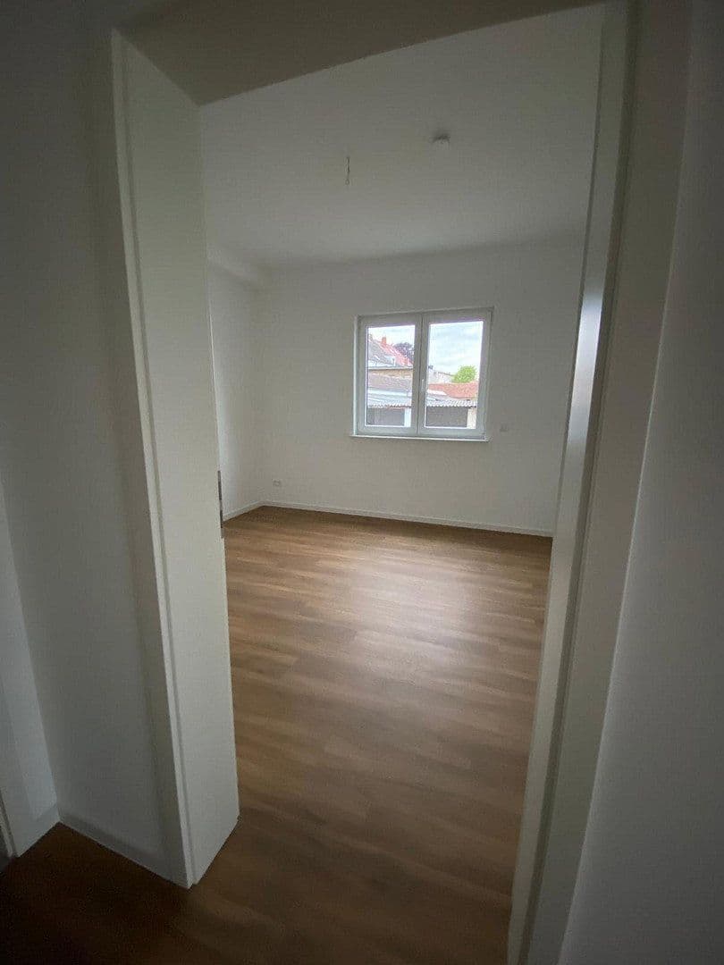 Pronájem bytu 2+1 79 m², Verbindungsweg 3, Velten, Braniborsko Pronájem bytu 2+1 79 m², Verbindungsweg 3, Velten, Braniborsko