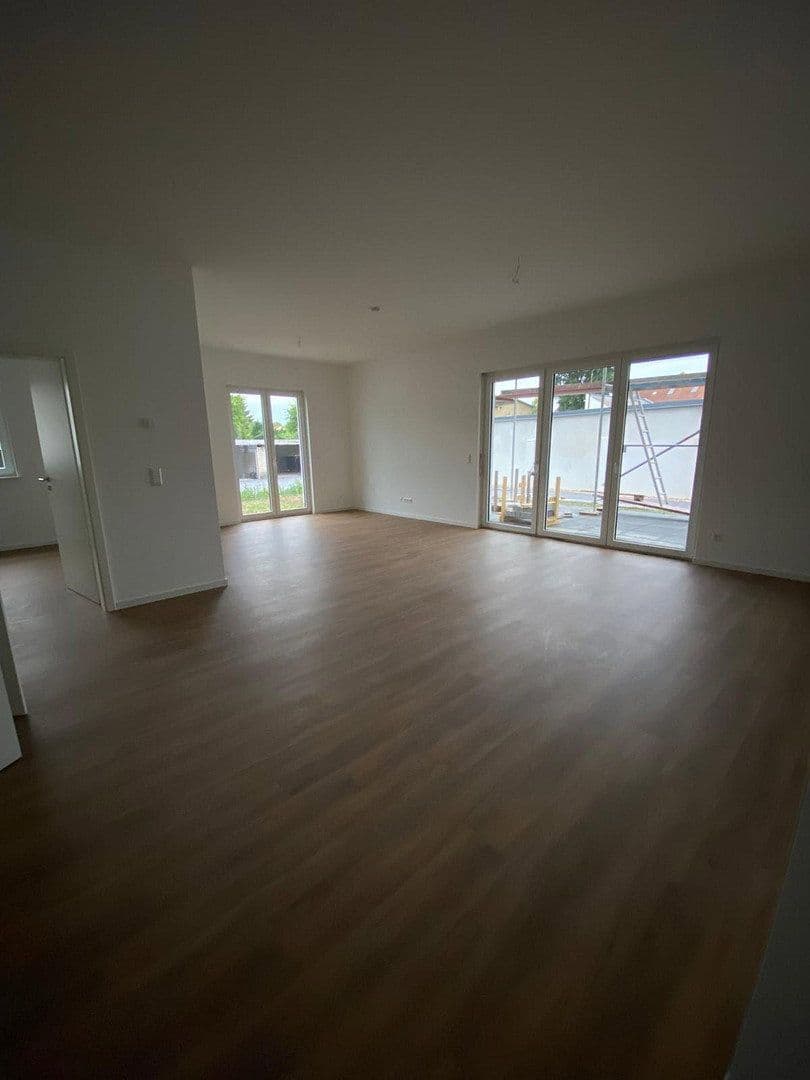 Pronájem bytu 2+1 79 m², Verbindungsweg 3, Velten, Braniborsko Pronájem bytu 2+1 79 m², Verbindungsweg 3, Velten, Braniborsko