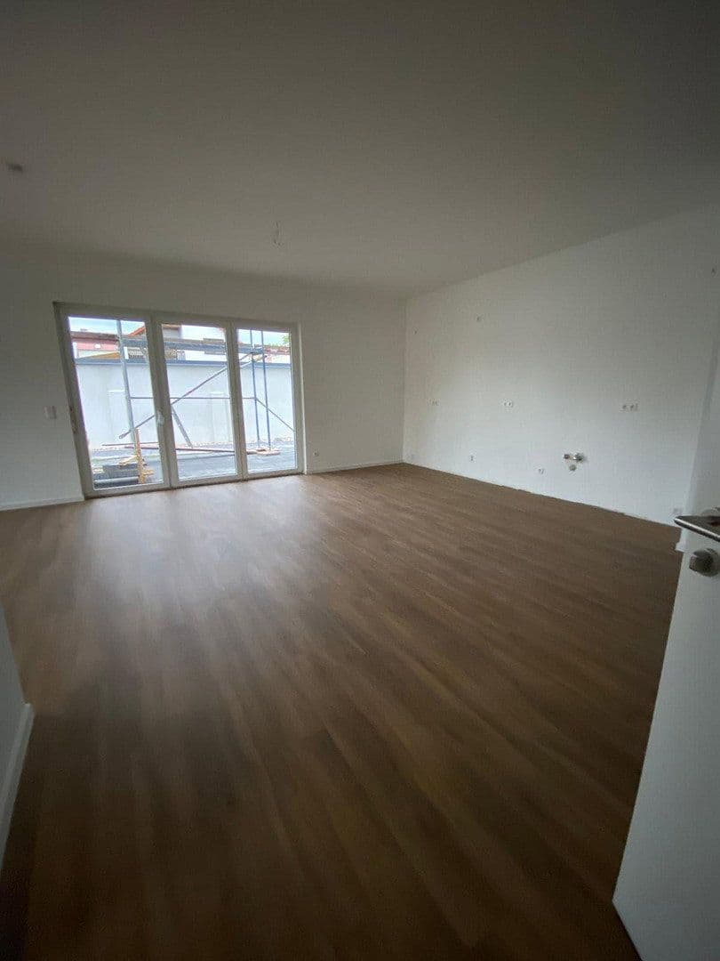 Pronájem bytu 2+1 79 m², Verbindungsweg 3, Velten, Braniborsko Pronájem bytu 2+1 79 m², Verbindungsweg 3, Velten, Braniborsko