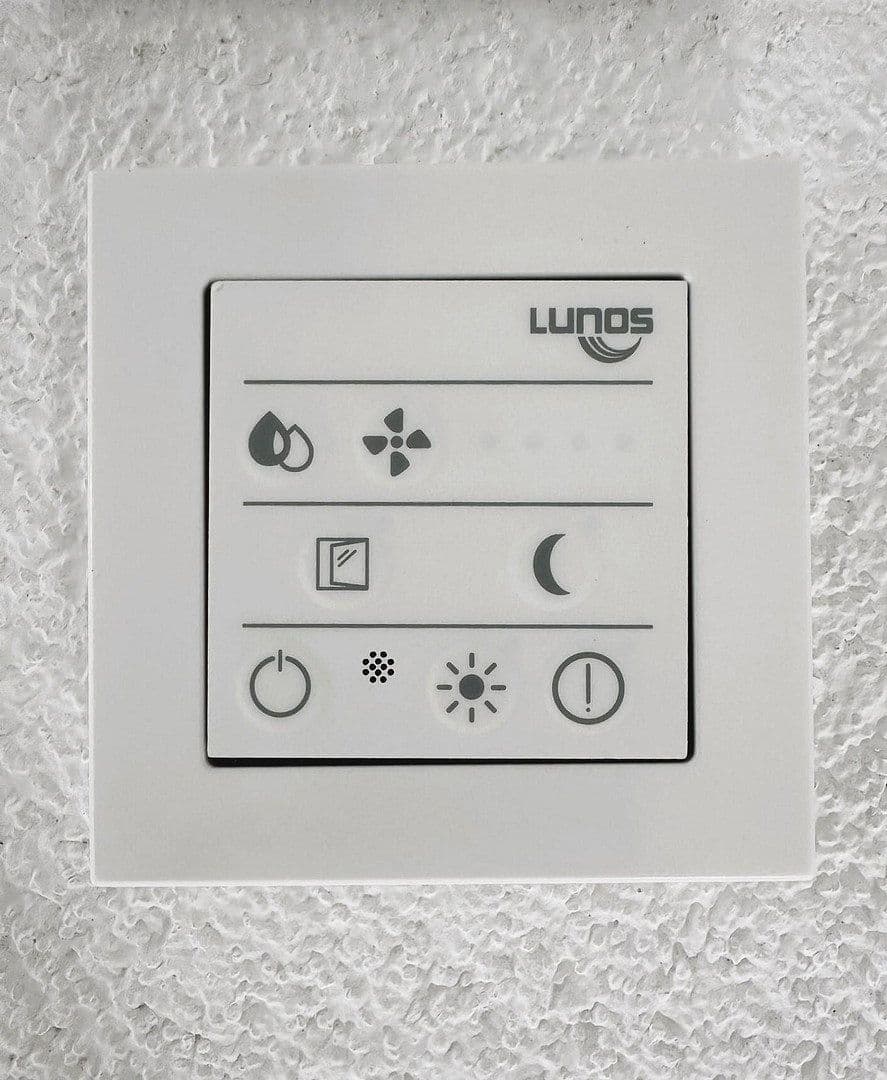 Pronájem bytu 2+kk 70 m², Fichtestr. 42, Singen (Hohentwiel), Bádensko-Württembersko Pronájem bytu 2+kk 70 m², Fichtestr. 42, Singen (Hohentwiel), Bádensko-Württembersko