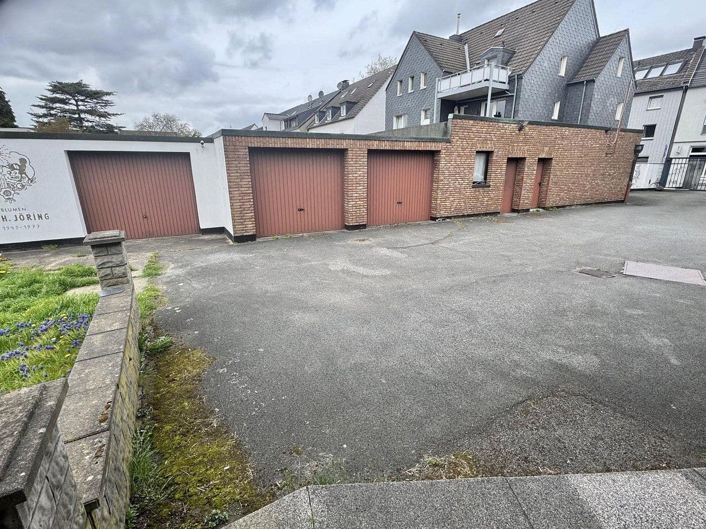 Prodej domu 229 m², pozemek 3.000 m², Oberhausen, Severní Porýní-Vestfálsko Prodej domu 229 m², pozemek 3.000 m², Oberhausen, Severní Porýní-Vestfálsko