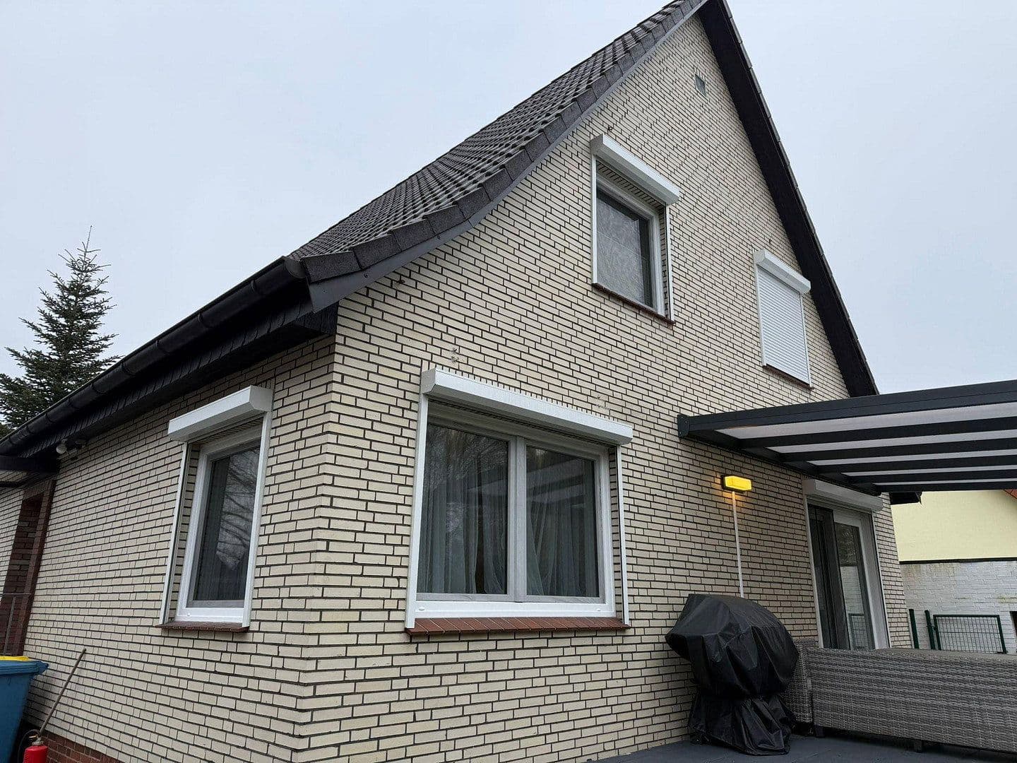 Prodej domu 137 m², pozemek 598 m², Ahrensburg, Šlesvicko-Holštýnsko Prodej domu 137 m², pozemek 598 m², Ahrensburg, Šlesvicko-Holštýnsko