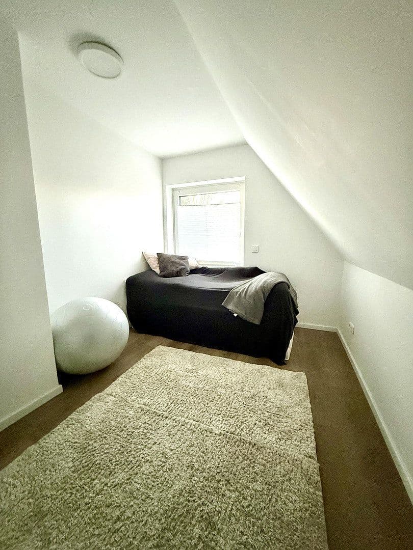 Prodej domu 137 m², pozemek 598 m², Ahrensburg, Šlesvicko-Holštýnsko Prodej domu 137 m², pozemek 598 m², Ahrensburg, Šlesvicko-Holštýnsko