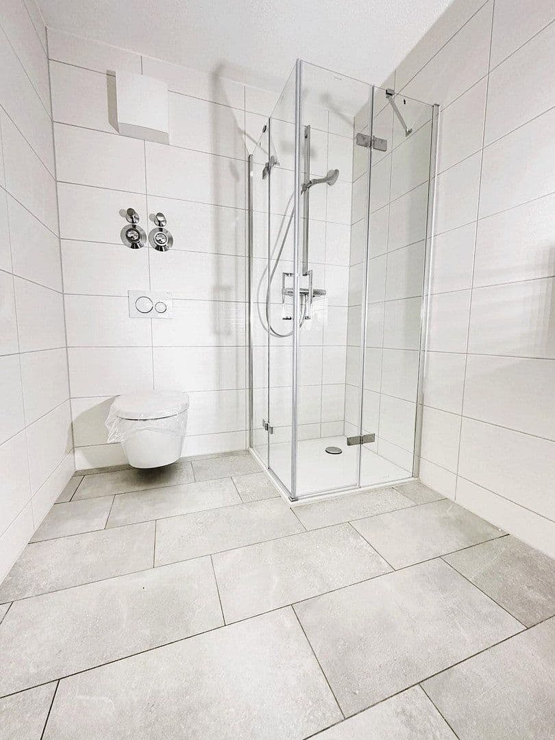 Pronájem bytu 2+kk 46 m², Fichtestr. 42, Singen (Hohentwiel), Bádensko-Württembersko Pronájem bytu 2+kk 46 m², Fichtestr. 42, Singen (Hohentwiel), Bádensko-Württembersko