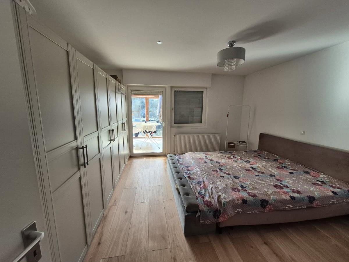 Prodej domu 135 m², pozemek 470 m², Schirpitzer Weg 24, Berlin, Berlín Prodej domu 135 m², pozemek 470 m², Schirpitzer Weg 24, Berlin, Berlín