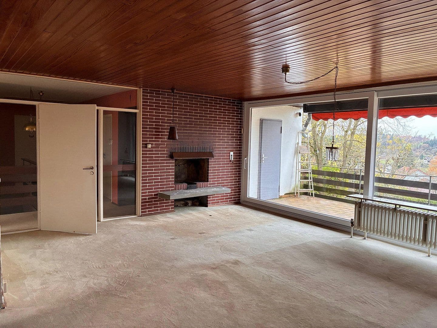 Prodej domu 170 m², pozemek 1.474 m², Schönbrunn, Bádensko-Württembersko Prodej domu 170 m², pozemek 1.474 m², Schönbrunn, Bádensko-Württembersko