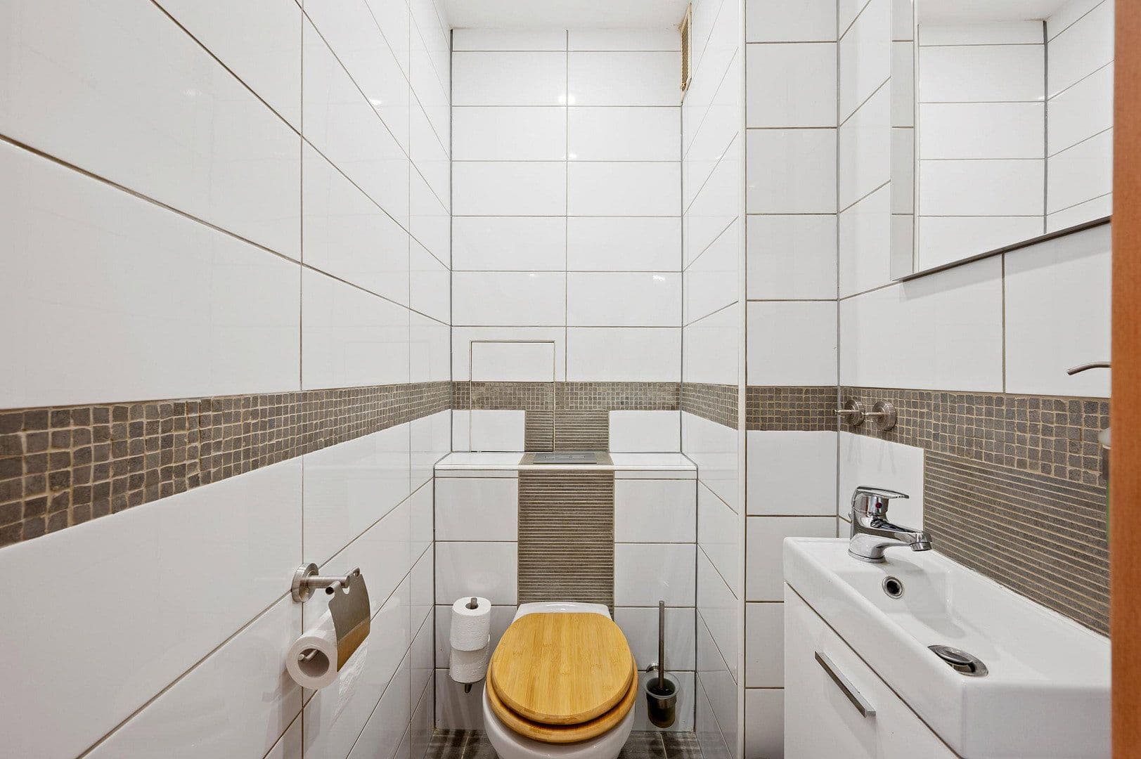 Prodej bytu 3+1 83 m², Richard-Wagner-Straße 2, Biblis, Hessen Prodej bytu 3+1 83 m², Richard-Wagner-Straße 2, Biblis, Hessen