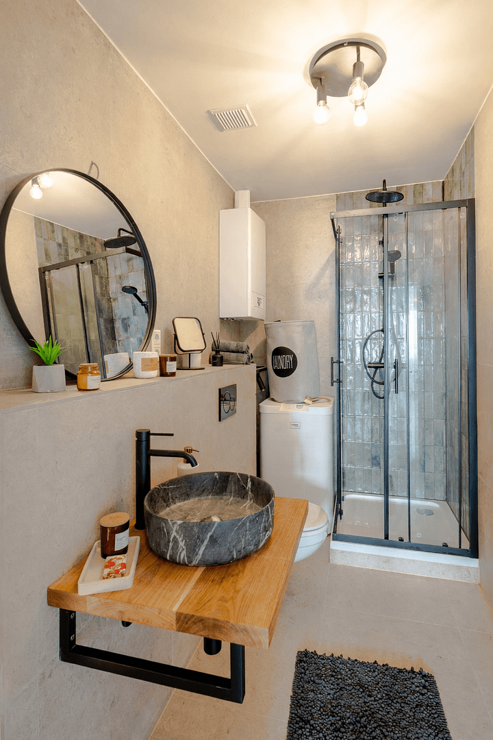 Prodej bytu 2+1 43 m², Bremen, Bremen Prodej bytu 2+1 43 m², Bremen, Bremen