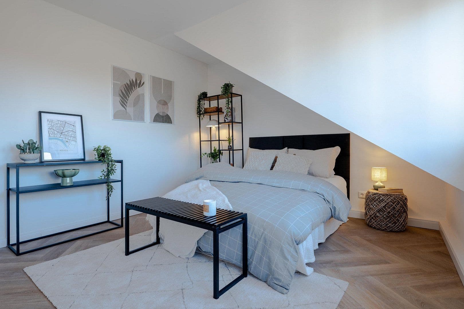 Prodej bytu 2+1 43 m², Bremen, Bremen Prodej bytu 2+1 43 m², Bremen, Bremen