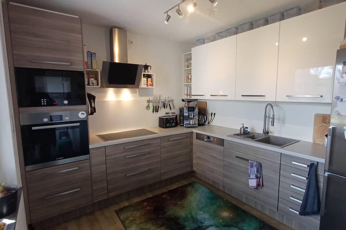 Pronájem bytu 4+1 91 m², Aristide-Briand-Str. 6, Herzogenaurach, Bavorsko Pronájem bytu 4+1 91 m², Aristide-Briand-Str. 6, Herzogenaurach, Bavorsko