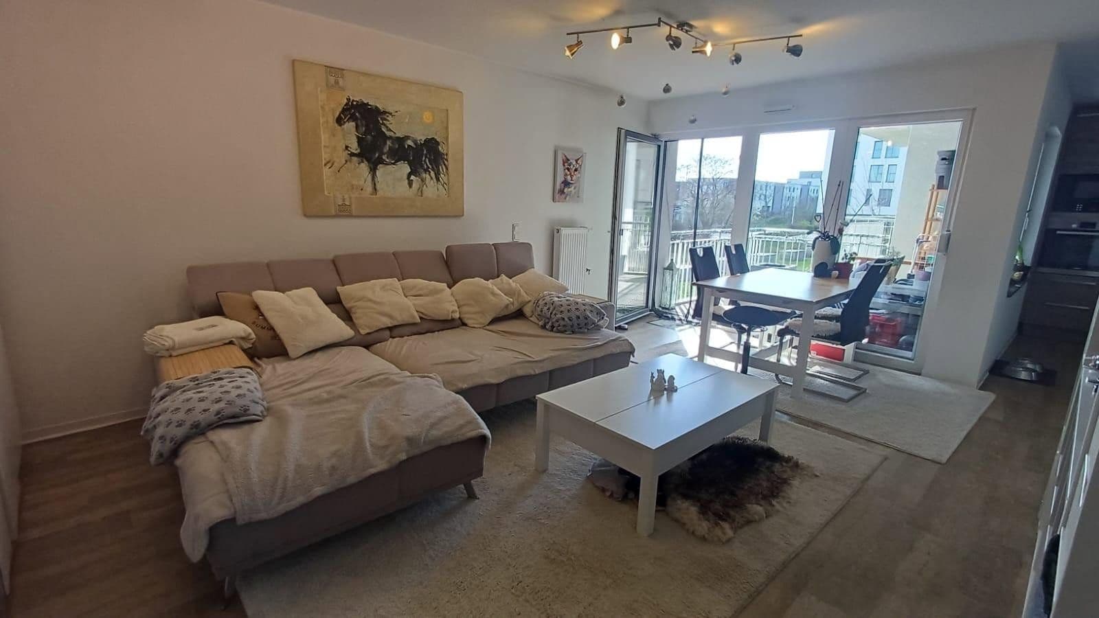 Pronájem bytu 4+1 91 m², Aristide-Briand-Str. 6, Herzogenaurach, Bavorsko Pronájem bytu 4+1 91 m², Aristide-Briand-Str. 6, Herzogenaurach, Bavorsko