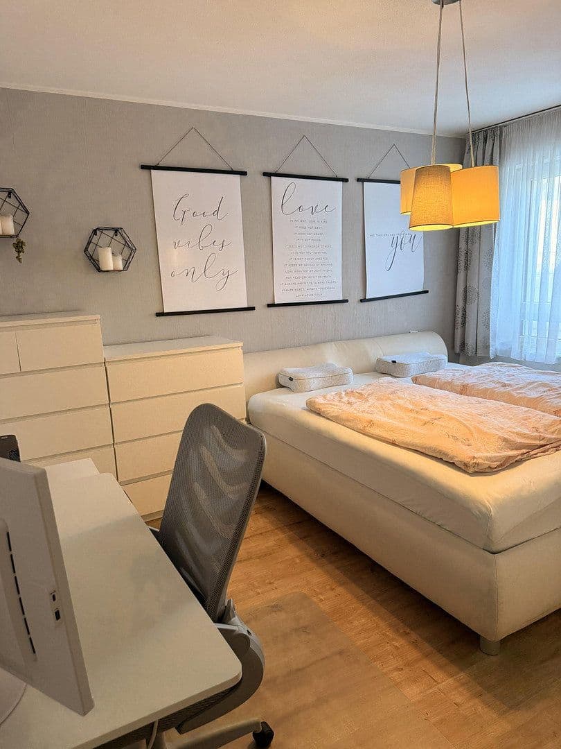 Prodej bytu 4+1 95 m², Fuchsbüchlerkellerstr.16a, Geisenfeld, Bavorsko Prodej bytu 4+1 95 m², Fuchsbüchlerkellerstr.16a, Geisenfeld, Bavorsko