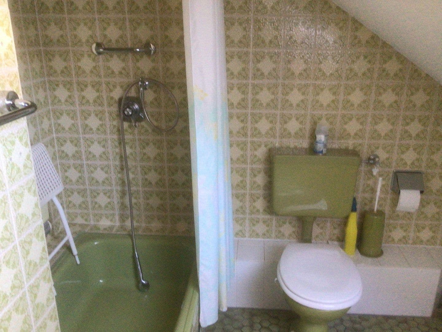 Prodej domu 174 m², pozemek 349 m², Hauffstrasse 2, Affalterbach, Bádensko-Württembersko Prodej domu 174 m², pozemek 349 m², Hauffstrasse 2, Affalterbach, Bádensko-Württembersko