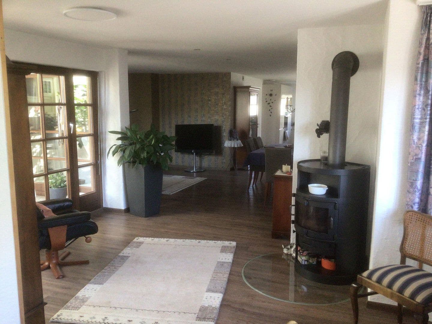 Prodej domu 174 m², pozemek 349 m², Hauffstrasse 2, Affalterbach, Bádensko-Württembersko Prodej domu 174 m², pozemek 349 m², Hauffstrasse 2, Affalterbach, Bádensko-Württembersko