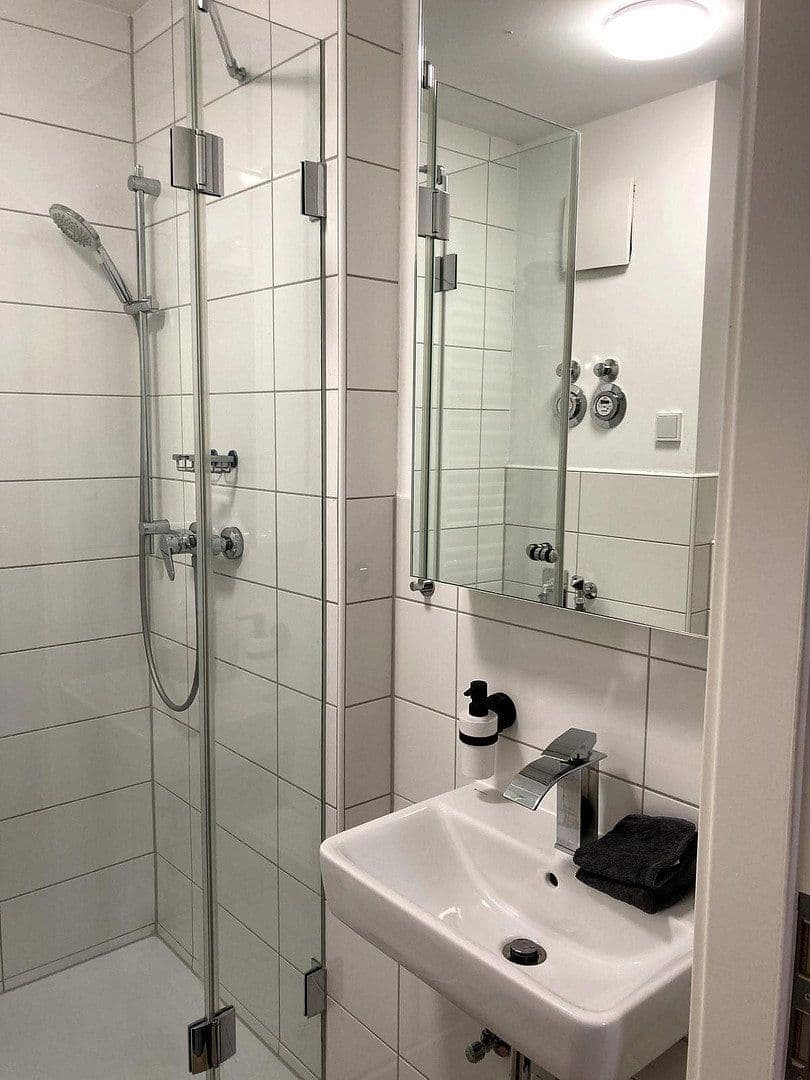 Prodej bytu 1+1 33 m², Kaiserstraßer 105, Offenbach am Main, Hessen Prodej bytu 1+1 33 m², Kaiserstraßer 105, Offenbach am Main, Hessen