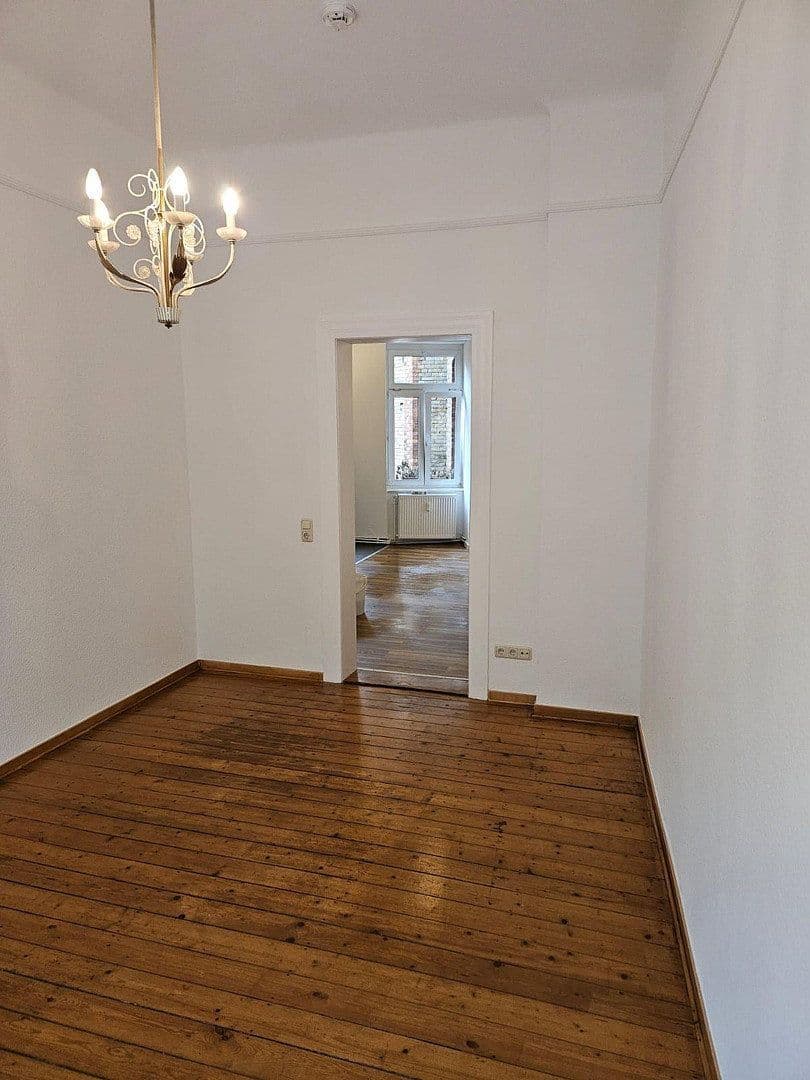 Prodej domu 856 m², pozemek 674 m², Wiesbaden, Hessen Prodej domu 856 m², pozemek 674 m², Wiesbaden, Hessen